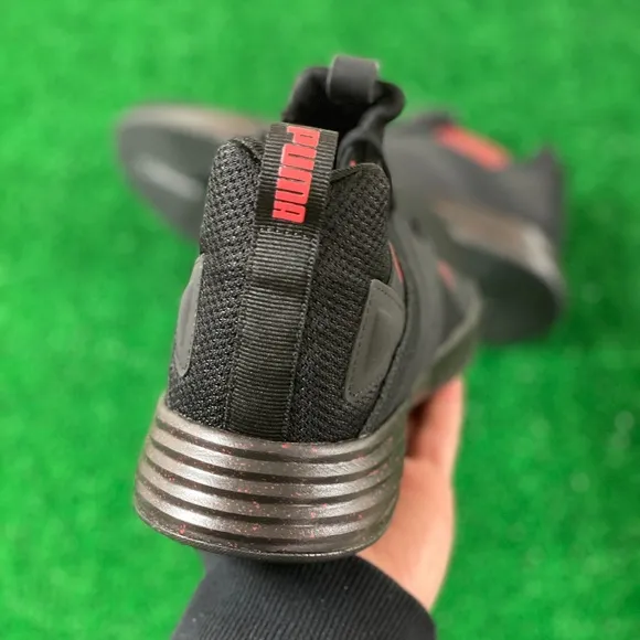 Puma Softride Mid Top Mens Athletic Gym Shoes Black Red 376489-01 NEW Sz 8.5