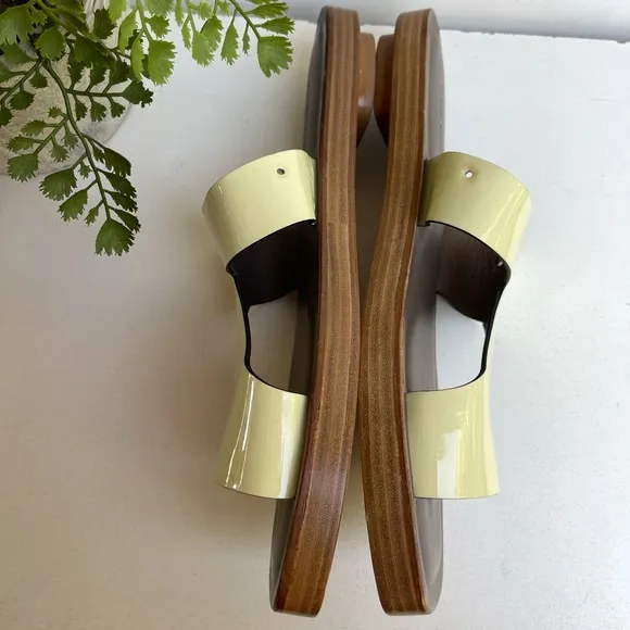 RACHEL COMEY🍂🍁Lark sandals Lime patent leather size 41 brand new