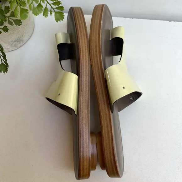 RACHEL COMEY🍂🍁Lark sandals Lime patent leather size 41 brand new