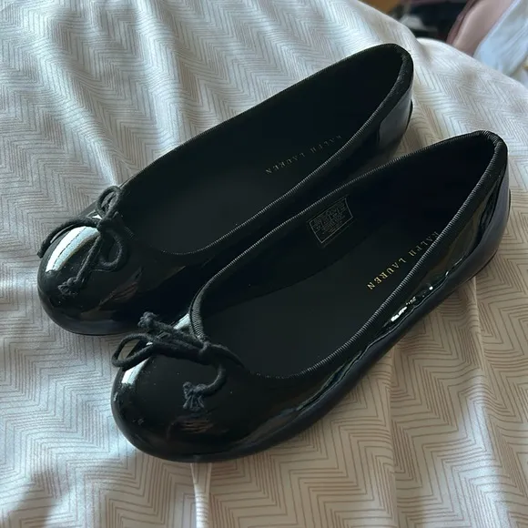 Ralph Lauren Black Patent Leather Ballet Shoes - 12