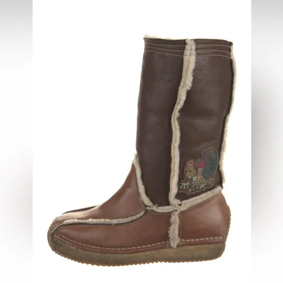 Rare Fendi squirrel 🐿 shearling &amp; leather mid-calf boots size 36