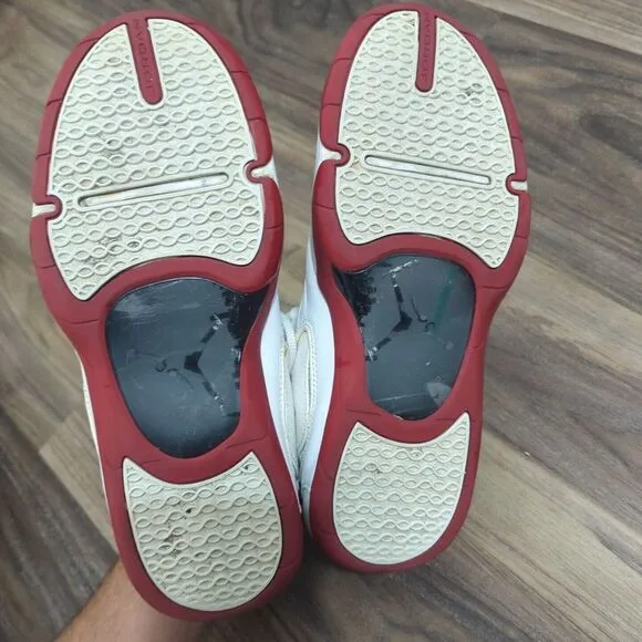 RARE🔥 Nike Air Jordan B'2RUE White Patent Red Silver Men's Shoes 10‎ 312523-104