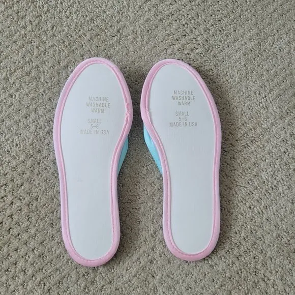 RARE Vintage Nightgown Robe Slippers Set Excellent Condition NOS
