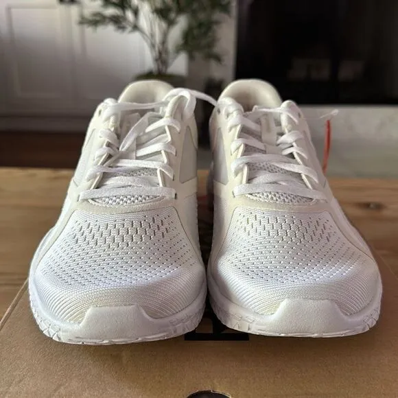 Reebok women's Flexagon Force 2.0 Cross Trainer white size 7.5 NEW in box