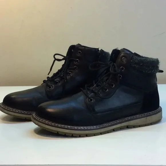Reserved Footwear Black Lace-Up Mid Boot Size 10.5