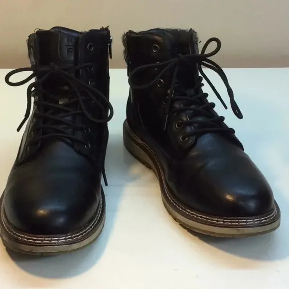 Reserved Footwear Black Lace-Up Mid Boot Size 10.5