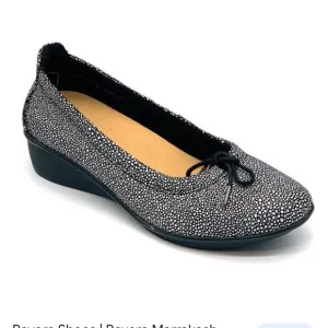 REVERE Australian High Quality Leather Ballet Demi Wedge Shoe  Size 11  NWOT