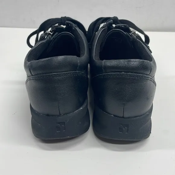 REVERE Boston Zip Sneaker in Black Leather Slip Resistant Women’s Size 9