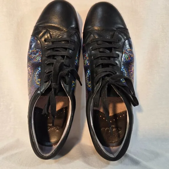 ROBERT GRAHAM &quot;Front Runner&quot; Comfort &amp; Style Black Paisley Shoe Size 10 LIKE NEW