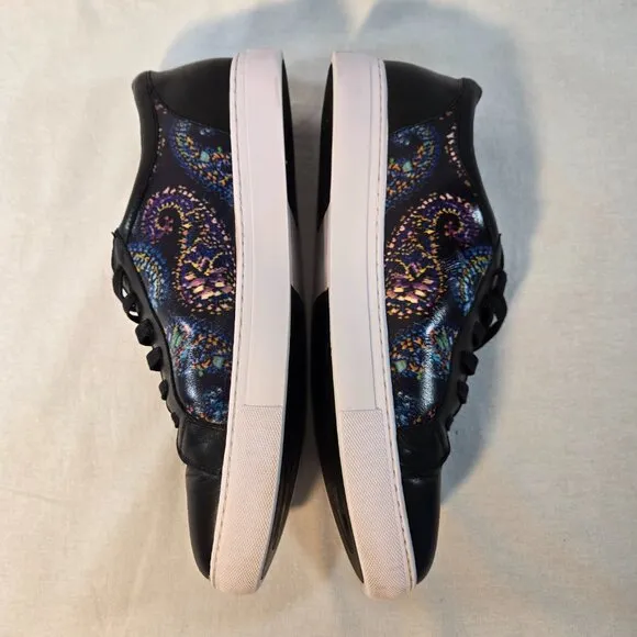 ROBERT GRAHAM &quot;Front Runner&quot; Comfort &amp; Style Black Paisley Shoe Size 10 LIKE NEW