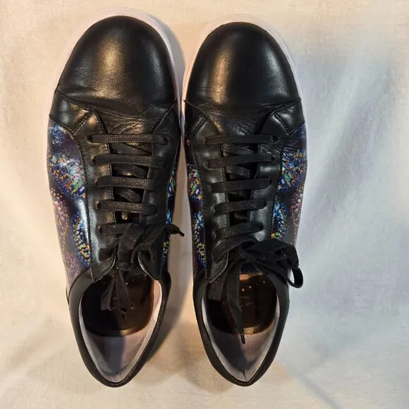 ROBERT GRAHAM &quot;Front Runner&quot; Comfort &amp; Style Black Paisley Shoe Size 10 LIKE NEW