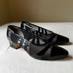 Ros Hommerson Patent Leather Mesh Pump Slip On Block Heel Dress Shoe Women’s 9
