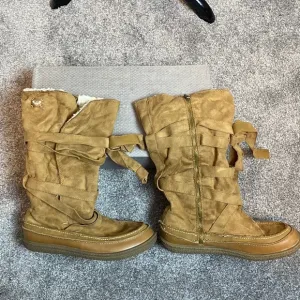 ROXY Tomahawk Women’s Suede Boots Mid Calf Zipper Flat Lined sz 8.5 NEW