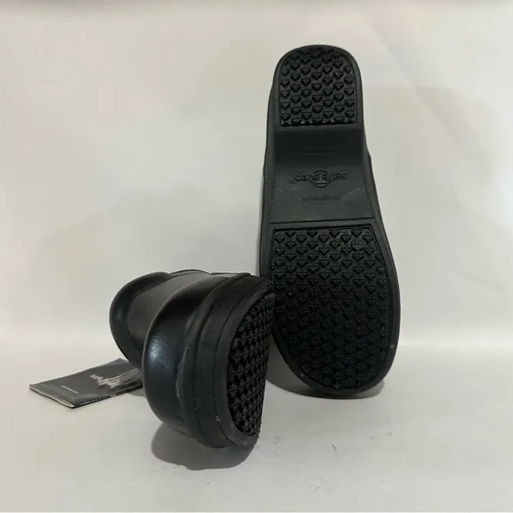 Safe T Step  Comfort Slip Resistant Black Slip-On Safety Shoes