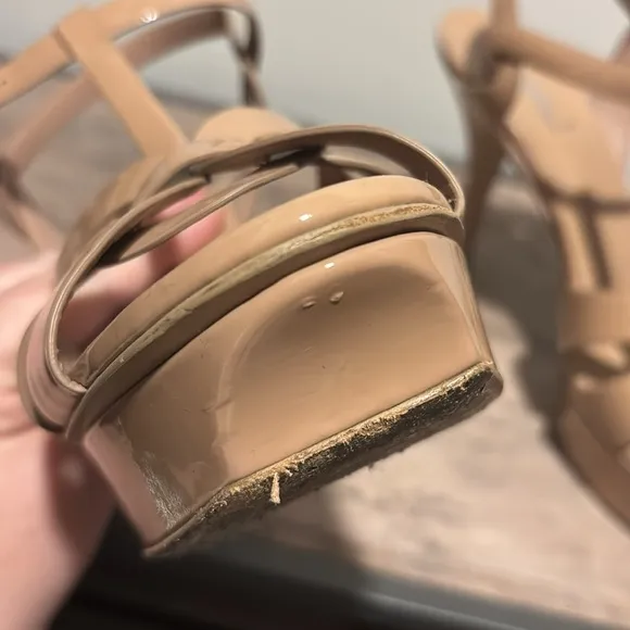 Saint Laurent Tribute Sandal in Beige Patent