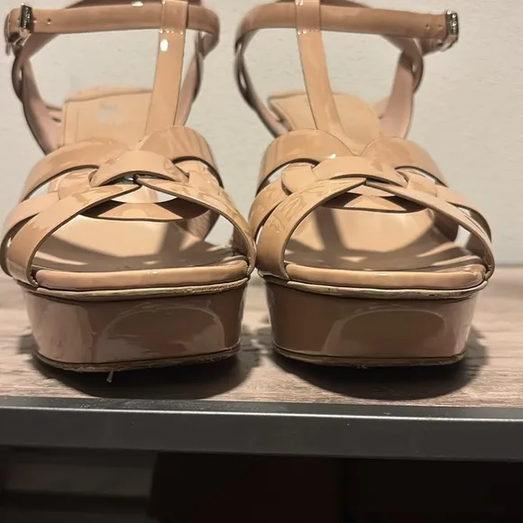 Saint Laurent Tribute Sandal in Beige Patent
