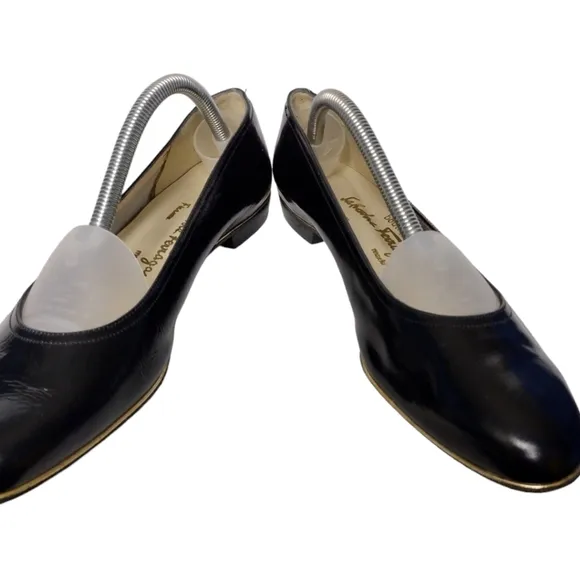 Salvatore Ferragamo Boutique Patent Leather Shoes 8 ½ Narrow