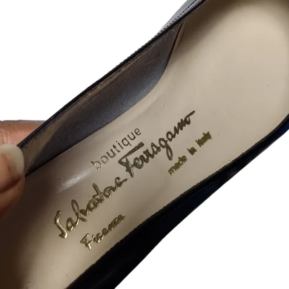 Salvatore Ferragamo Boutique Patent Leather Shoes 8 ½ Narrow