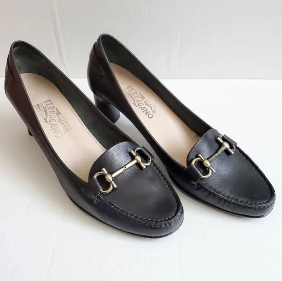 Salvatore Ferragamo Gancini Moccasin Pumps Shoes