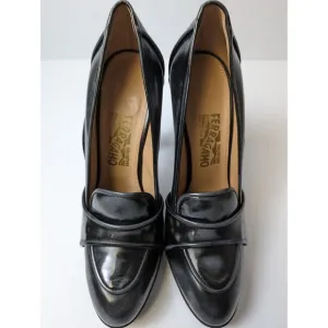 Salvatore Ferragamo Womens Black Pump Cone Gold Heel Shoes Sz 9.5 D US