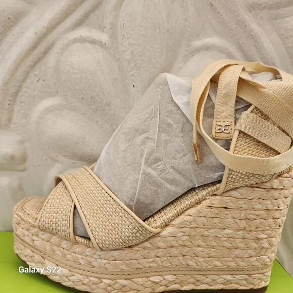 Sam Edelman &quot;Vaughn&quot; Cream/tan Platform Sandals. NIB. Size 9.5