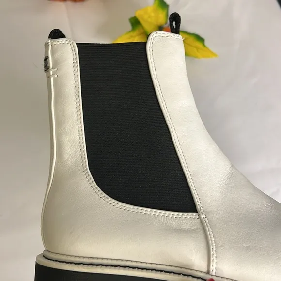 Sam Edelman Laguna Chelsea Boot Waterproof Size 7.5