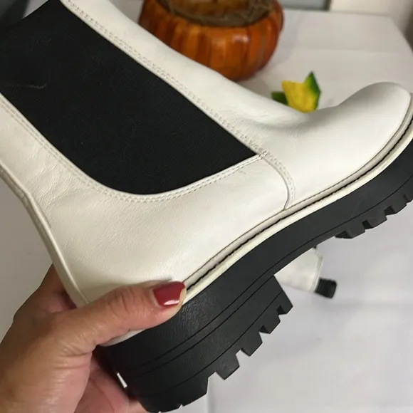 Sam Edelman Laguna Chelsea Boot Waterproof Size 7.5