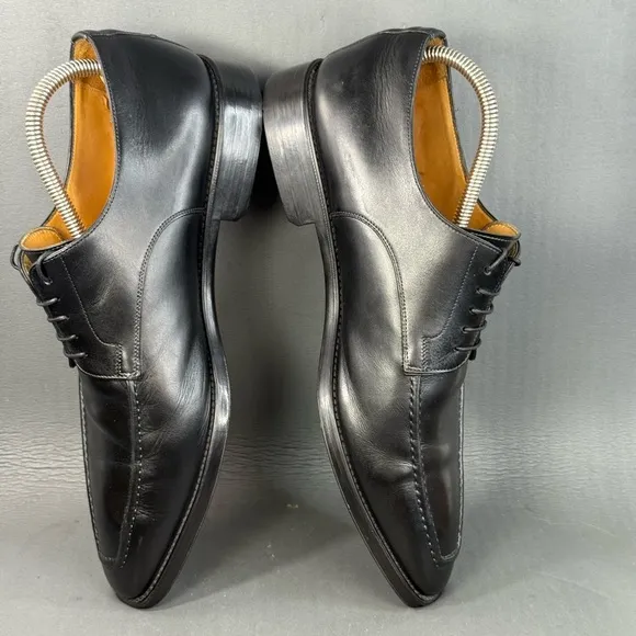 Santoni Men’s Size 10 Black Leather Dress Shoes – Made in Italy