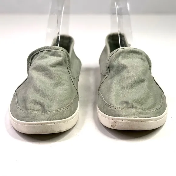 Sanuk Pair O Dice canvas slip on sneakers pale sage green low profile 7.5
