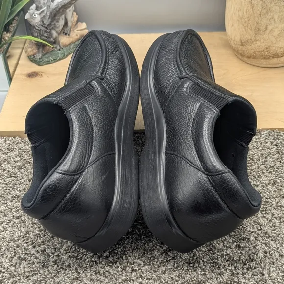 SAS men's Size 12W Black Leather Casual Walking Orthopedic Comfort Shoes