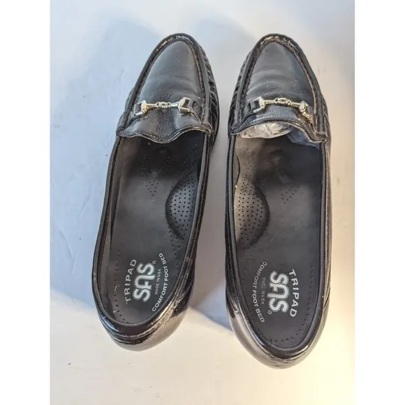 SAS METRO Horsebit Loafers Womens Size 8 Black Patent Leather Tripad Flats Shoes
