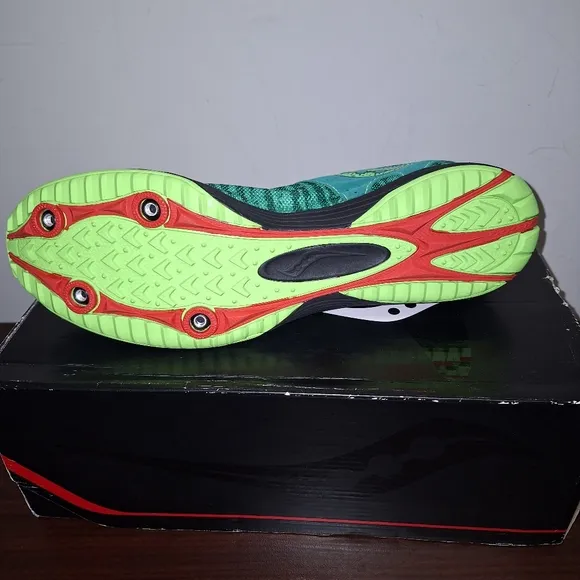 Saucony Racing Kilkenny XC in a men's size 12.5. They're NWT with no flaws.