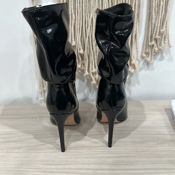 Schutz Ashlee Patent Leather Slouchy Stilletto size 6 NWOB
