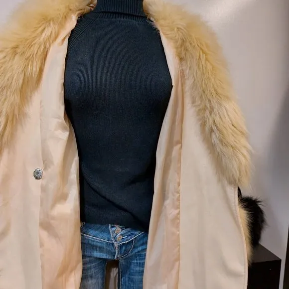 💥SHOWSTOPPER💥Glossy Patent Leather Coat with Oversized Collar and Cuffs in Tan