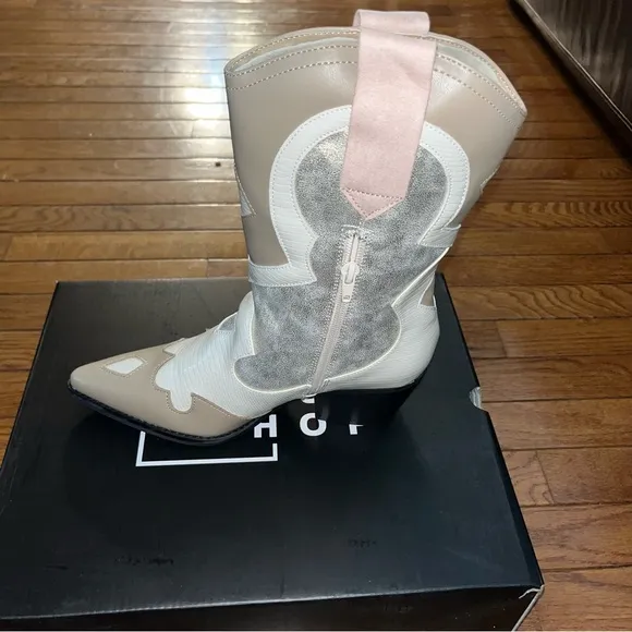ShuShop Zizi Western Boots 710 Gold Multi Women’s Size 6.5