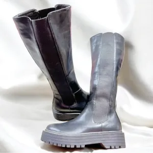 Size 10..……Black Knee High Boots with Side Elastic Style.  New……Azalea Wang