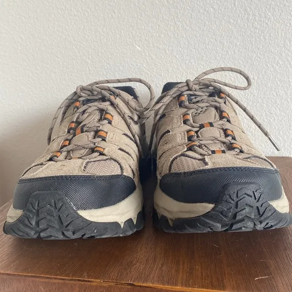 Skechers EUC Waterproof Relaxed Fit Memory Foam Hiking Shoes, Men’s 10, 204518