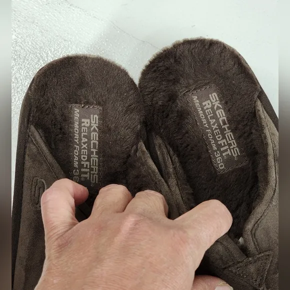 Skechers Men's Brown Memory Foam Slippers