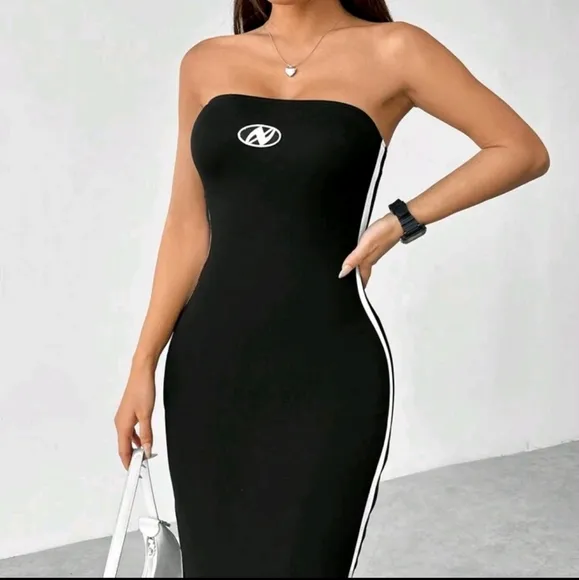 Slim Fit Color Block Strapless Dress With Side Contrast Panels Maxi