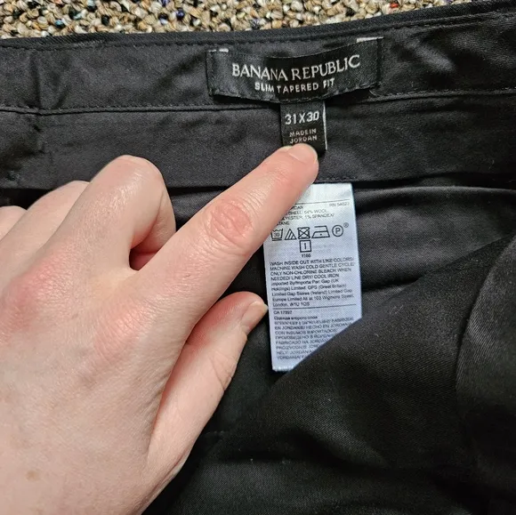 Slim Tapered Fit Wool Blend Dress Pants in Black Ink Size 31.