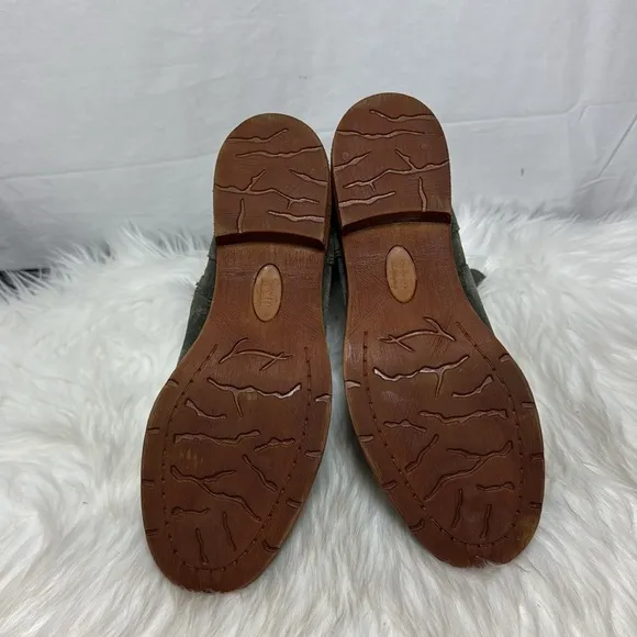 Sofft Aqua Sofft NWT Women's Waterproof Taupe Suede Lace Back Boots Sz 6.5