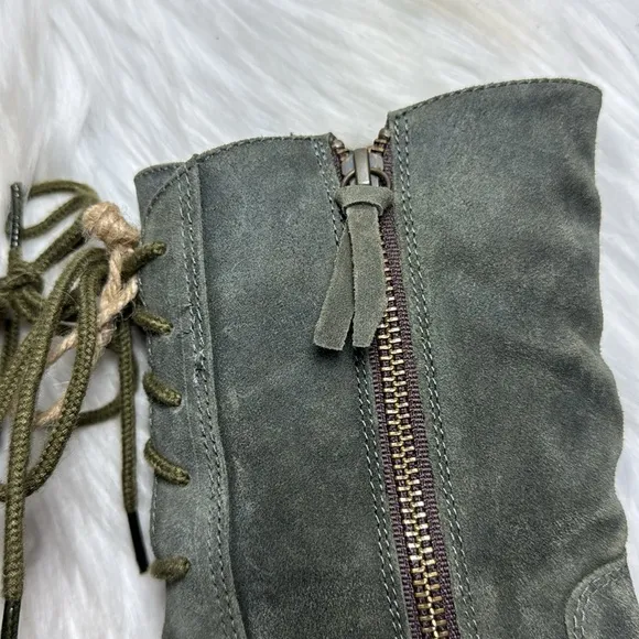 Sofft Aqua Sofft NWT Women's Waterproof Taupe Suede Lace Back Boots Sz 6.5