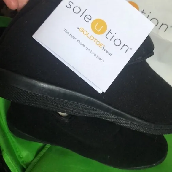 SolUtion' slipper collection will bring you the comfort Brand New Unisex goldtoe