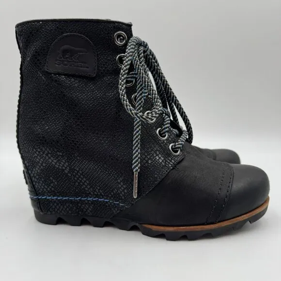 Sorel 1964 Premium Waterproof Snake Print Black Laced Wedge Boots Womens Size 8