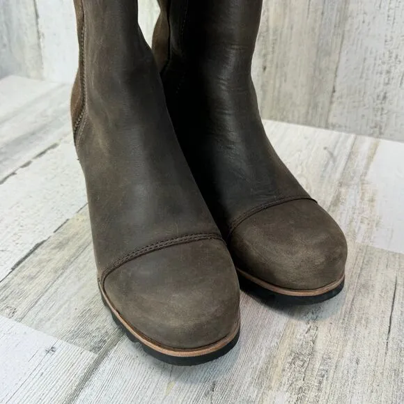 SOREL Addington Distressed Brown Leather Tall Heeled Boot Women’s Size 8