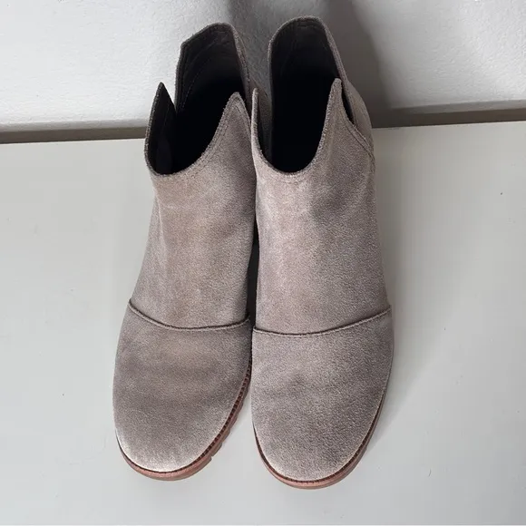 Sorel Cate Cutout Beige Suede Bootie Size‎ 8