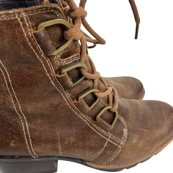 SOREL Cate Lace up Brown Leather Boots Women's 7.5 Waterproof Rubber Lug Sole