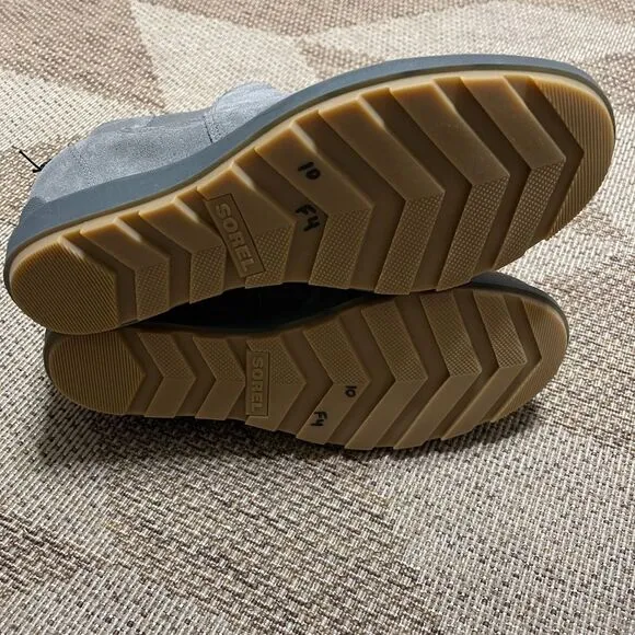 Sorel Evie II Chelsea Boots New