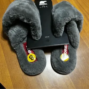 Sorel house slippers - can be worn indoor or outdoorSize 8
