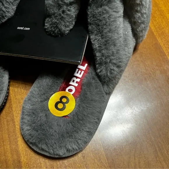 Sorel house slippers - can be worn indoor or outdoorSize 8